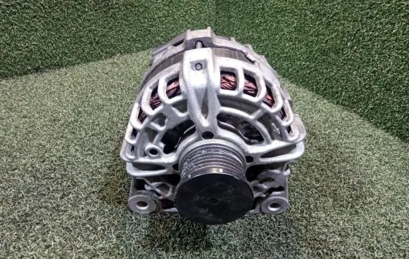 Renault Kadjar Generator/alternator 231004BE0B F000BL0814