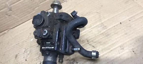 Opel Zafira B Fuel injection high pressure pump 0445010155