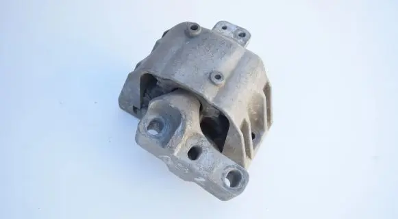 Audi A3 S3 8L Engine mount bracket 1J0199262BF