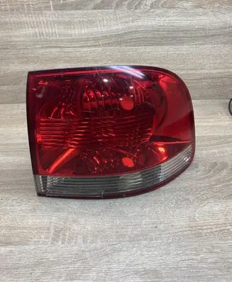 Volkswagen Touareg I Tailgate rear/tail lights 7L6945096K