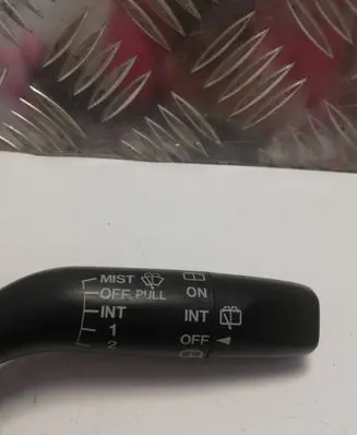 Mazda 323 F Wiper control stalk 17B122