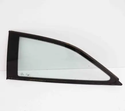 Audi RS5 Rear side window