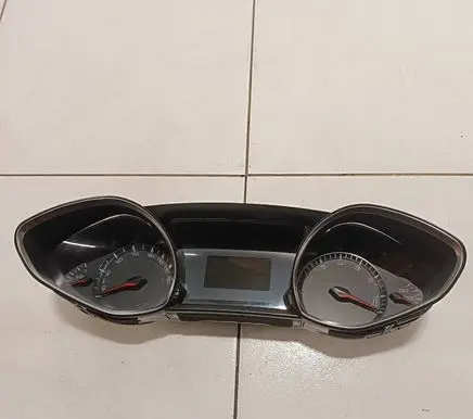 Peugeot 308 Speedometer (instrument cluster) PE0008203MRC0 2214821102 9809838580