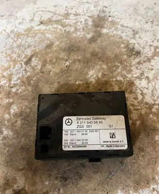 Mercedes-Benz E W211 Other control units/modules A2115405745 A2114420000 A2115405645