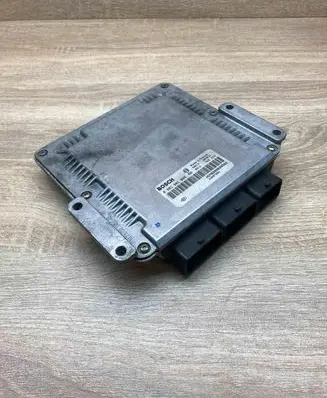 Renault Scenic I Engine control unit/module ECU 8200039569 0281001934 8200076093