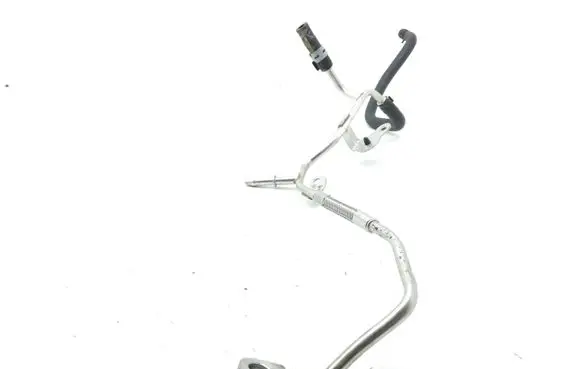 Coolant pipe/hose