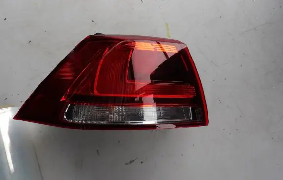 Volkswagen Golf VII Rear/tail lights 5G0945095P