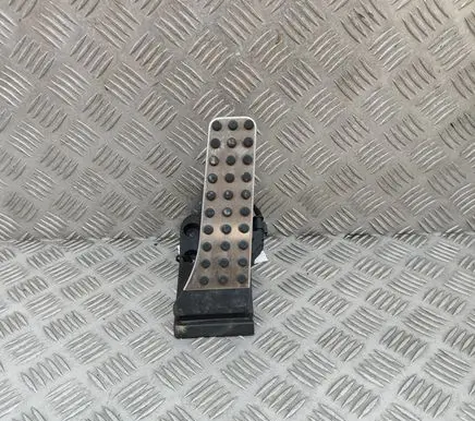 Mercedes-Benz C W206 Accelerator throttle pedal A2233000100