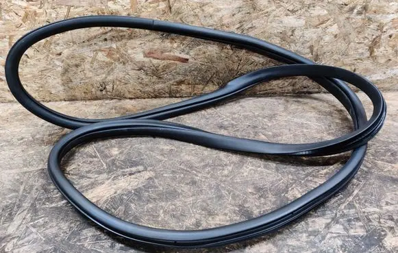 Cadillac SRX Front door rubber seal