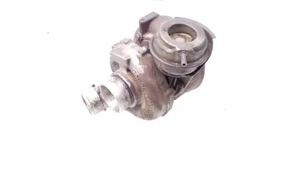 Volkswagen PASSAT B5 Turbo 059145701F 01296