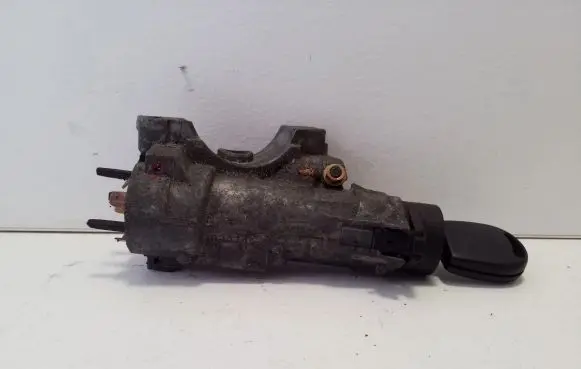 Volkswagen Golf IV Ignition lock 4B0905851C