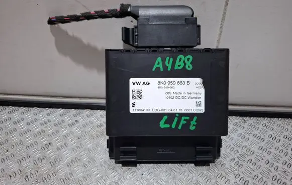 Audi A4 S4 B8 8K Voltage converter/converter module 8K0959663B