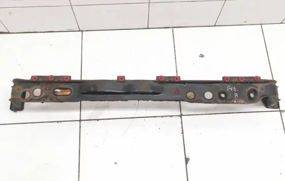 Ford Focus Bottom radiator support slam panel 