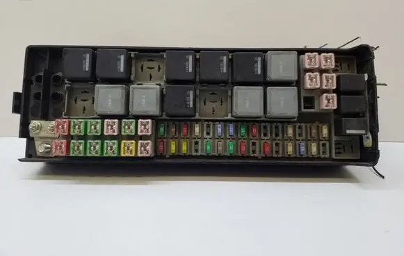 Land Rover Range Rover Sport L320 Fuse module YMB506570A 273454805