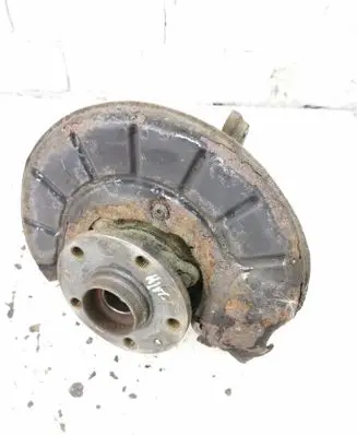 Skoda Octavia Mk2 (1Z) Front wheel hub