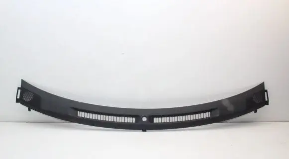 Nissan Qashqai Dashboard glove box trim 683104EH0A