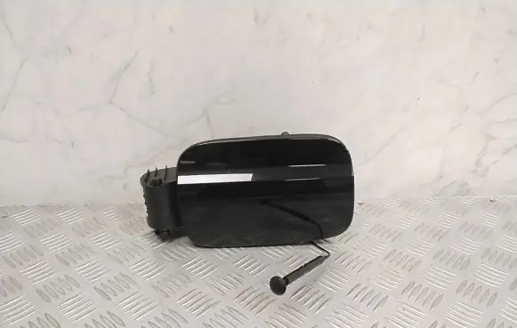 Mercedes-Benz C W204 Fuel tank cap A2047500103
