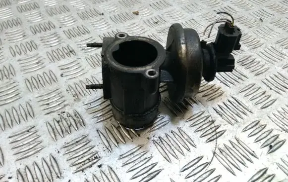 Ford Mondeo Mk III EGR valve 5H09C 235C05P
