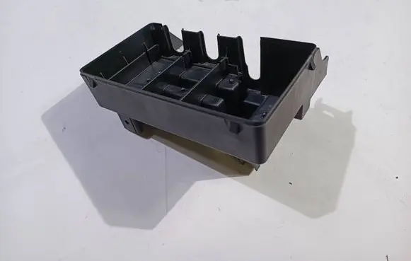 Chevrolet Corvette Fuse box cover