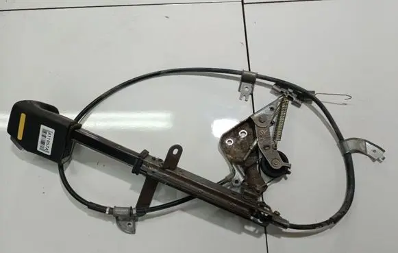 Handbrake/parking brake lever assembly