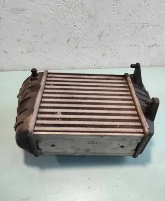 Audi A4 S4 B7 8E 8H Intercooler radiator 8E0145805L