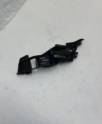 Volkswagen Golf V Bumper support mounting bracket corner 1K6807393 1K6807375