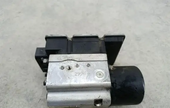 Alfa Romeo 159 ABS Pump 51796046