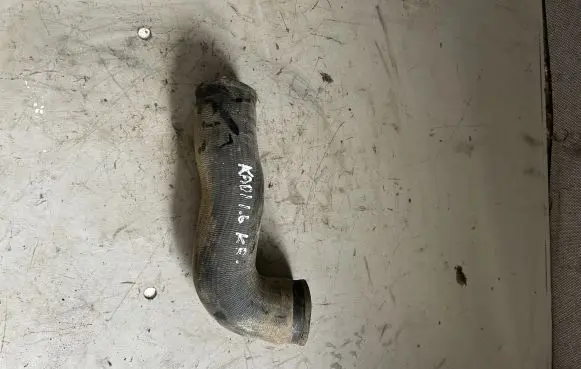 Volkswagen Caddy Air intake hose/pipe