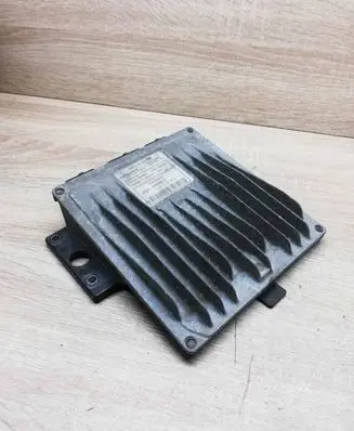 Renault Scenic II - Grand scenic II Engine control unit/module ECU 8200259832 8200308212 R0410B020A
