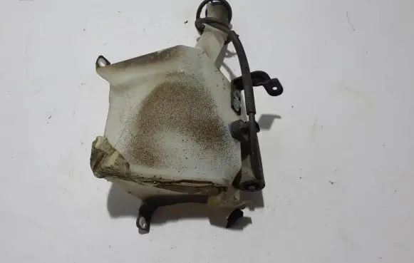 Ford Ranger Windshield washer fluid reservoir/tank AB3917B613BD