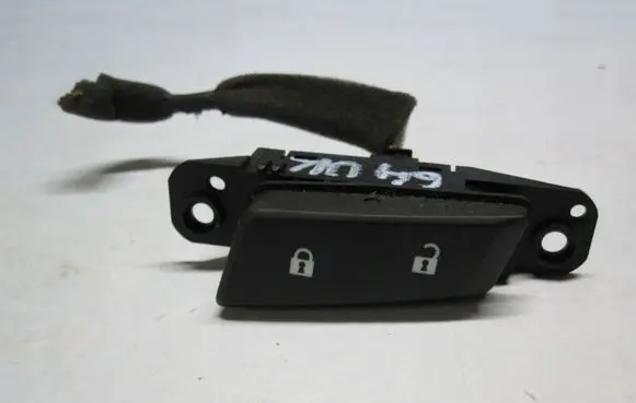 Chevrolet Orlando Central locking switch button 96936169