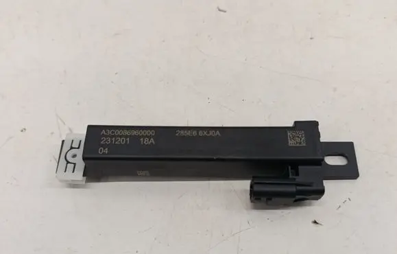 Renault Arkana Keyless system antenna 285E66XJ0A