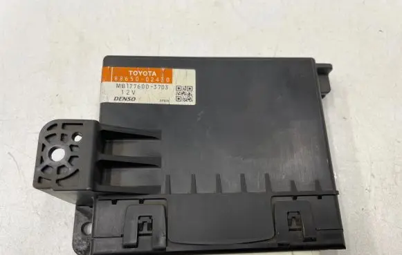 Toyota Auris 150 Air conditioning/heating control unit 8865002430 MB1776003703