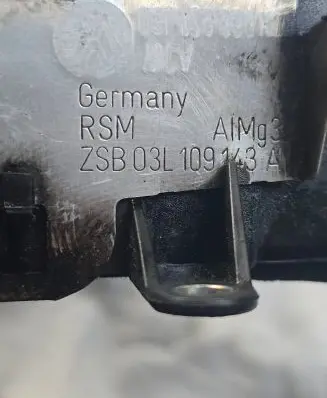 Volkswagen Golf VI Timing belt guard (cover) 03L109143A