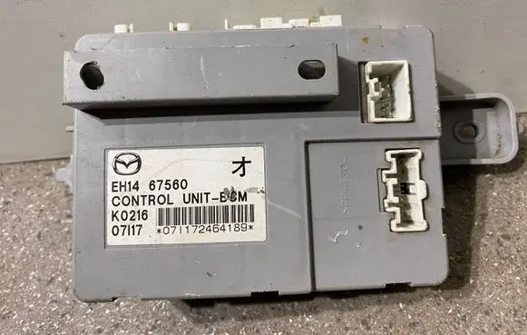 Mazda CX-7 Comfort/convenience module EH1467560 KO216