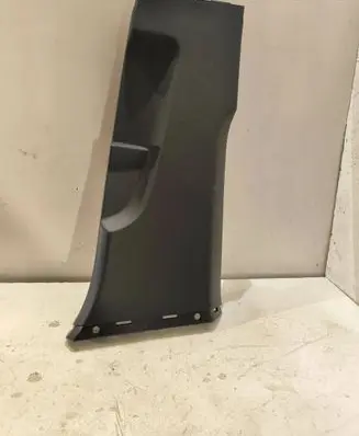Audi Q3 8U (B) pillar trim (bottom) 83A867240 F02716007
