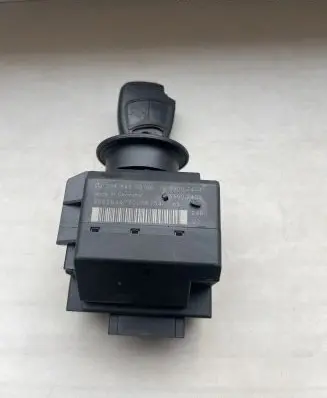 Mercedes-Benz C W203 Ignition lock A2095450508 2095450508