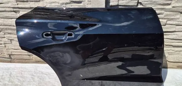 Audi E-tron GT Rear door