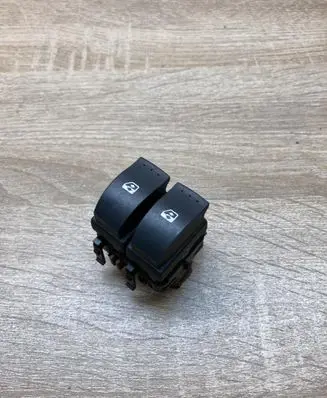 Renault Megane II Electric window control switch 