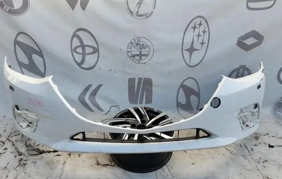 Mazda 3 III Front bumper