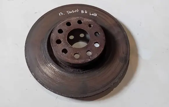 Volkswagen PASSAT B6 Front brake disc