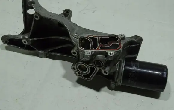 Audi A5 8T 8F Oil filter mounting bracket 06H903143E