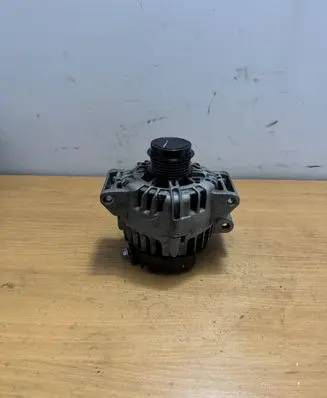 Opel Antara Generator/alternator 13588325