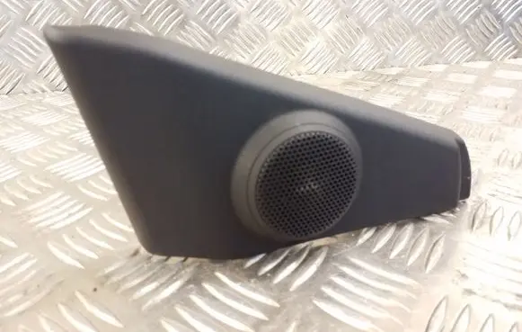 Mazda 5 Front door high frequency speaker