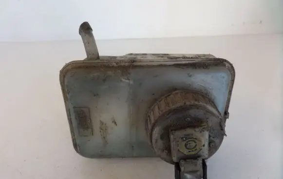 Opel Omega B2 Master brake cylinder 32066526