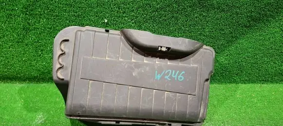Mercedes-Benz B W246 W242 Battery box tray cover/lid A2465410005