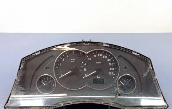 Opel Meriva A Speedometer (instrument cluster) 13173381XT