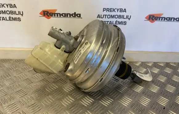 BMW X3 E83 Brake booster 2923