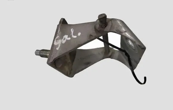 Ford Focus Tailgate/trunk/boot hinge