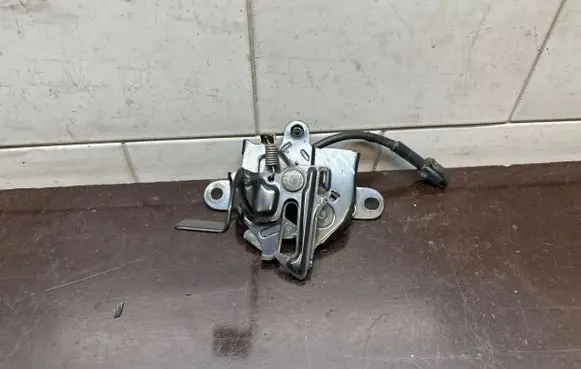 Lexus RX 450H Engine bonnet/hood lock/latch loop/hook 